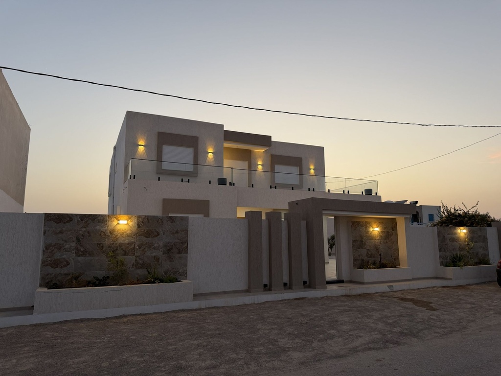Façade
