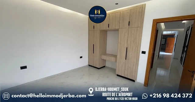 [Exemple] Duplex Houmt Souk
